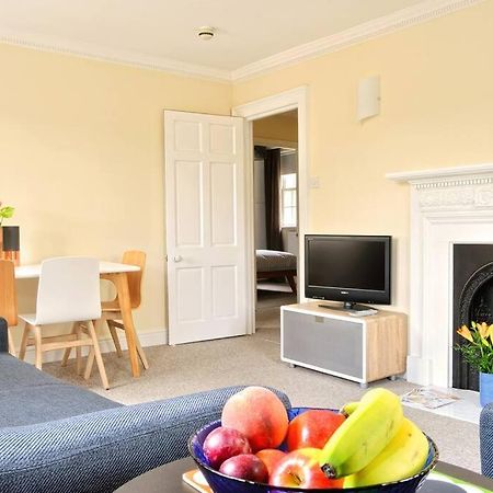 바스 **Spotless, Bright 2 Double Bed, Period Features** 아파트 외부 사진